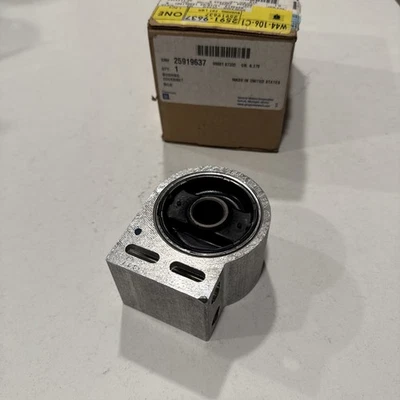 New GM 25919637 Front Lower Control Arm Bushing 2010-2017 Equinox Terrain - Image 1 of 4