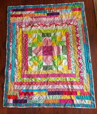 "Manta Edredón Acabada Loralie Floral Colorida Medallón Hecha en Casa por Mi Mamá 61""" Foto 1 de 4