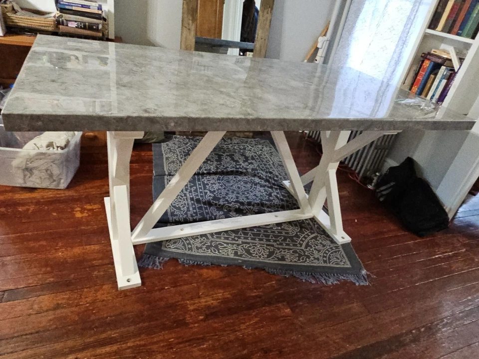 Mesa de mármore - Imagem 1 de 4