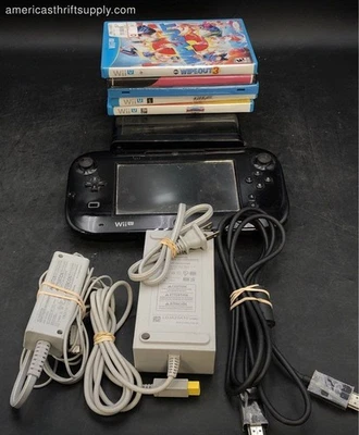 Lote de console e acessórios Nintendo Wii U - Skylanders: SuperChargers e mais - Imagem 1 de 4