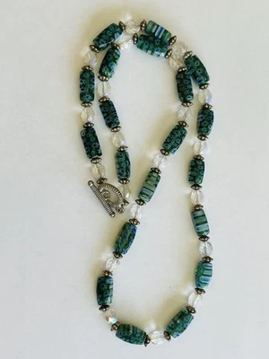 Collar de cuentas de vidrio hecho a mano con aurora borealIS AB Foto 1 de 4