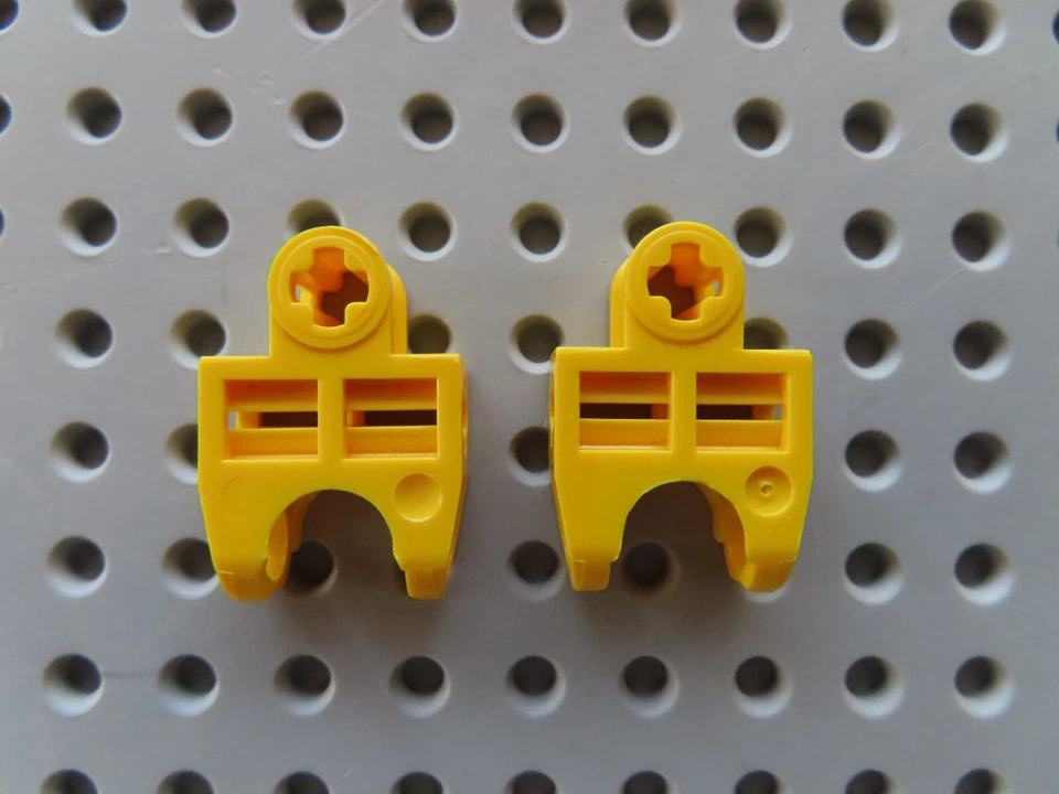 Lego 2 x Technic Bionicle Verbinder Achsloch  32174  2x3 gelb - Bild 1 von 1