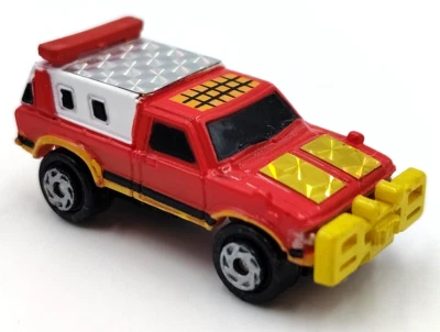 De colección Micro Máquinas REFLECTORES Rojo Toyota Hilux Pickup Galoob 1992 Foto 1 de 4