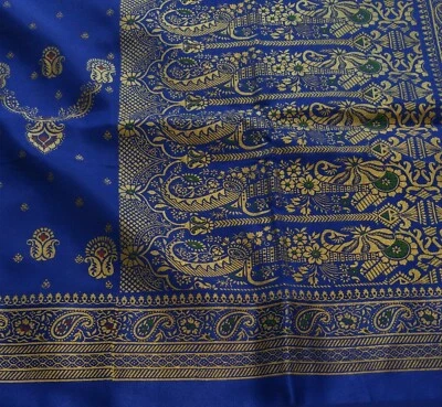 Tela de sari Georgette de seda sintética AZUL REAL Jai Bhagwati estampado dorado 46" W 61/2 yardas Foto 1 de 4