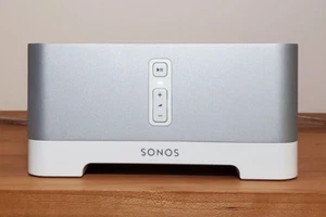 Amplificador Sonos Connect - 2.ª generación 2 (aplicación unidad moderna S2) inalámbrico (#1) - Imagen 1 de 9