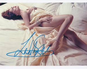 Laetitia Casta  20x25 cm Signiertes Foto. Autogramm / Autograph [SC] - Picture 1 of 1