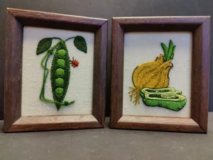 2 KÜCHE GEMÜSE Stickerei - Sonnenuntergang Designs - fertig - gerahmte Wandkunst SCHÖN - Bild 1 von 18