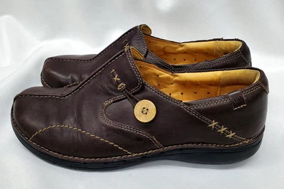 Женские коричневые кожаные туфли CLARK с акцентом на пуговицах 7,5 без шнурков - Изображение 1 из 4