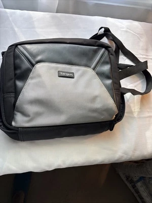Targus I Pad / Laptop Case. Black With Gray Padded - Image 1 of 4