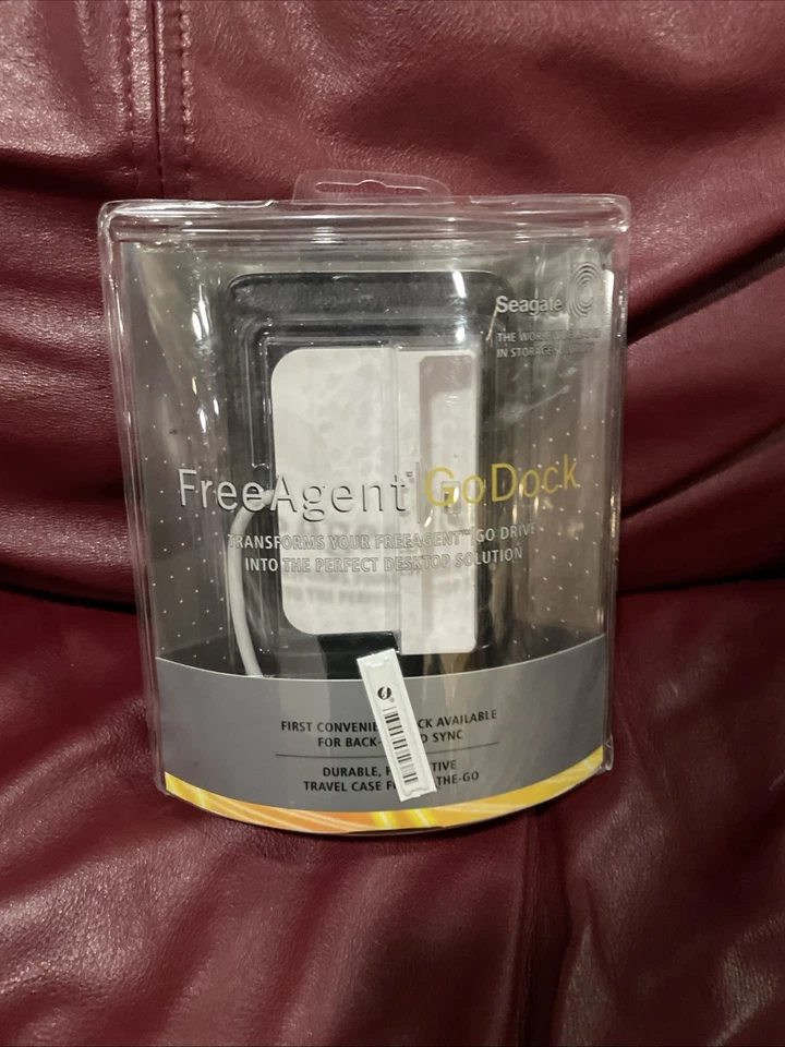 Seagate FreeAgent Go Dock Hard Drive HD Desktop Mobile Dock With Travel Case NIB - Image 1 of 2