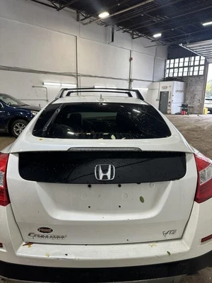 (LOCAL PICKUP ONLY) 13 14 15 HONDA CROSSTOUR Trunk/decklid/hatch/tailgate - Image 1 of 3