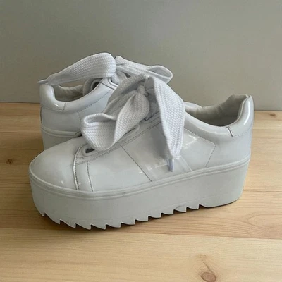 Zapatillas de plataforma JEFFREY CAMPBELL Pabst blancas talla 8 Foto 1 de 4