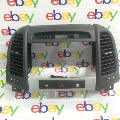 2007 - 2009 Hyundai Santa Fe moldura de acabamento de rádio com aberturas painel central fabricante de equipamento original preto 08 - Imagem 1 de 4