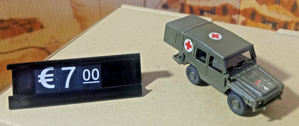 AZ 010Z Roco ambulanza - Immagine 1 di 2