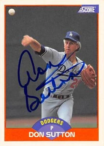 Don Sutton autographed baseball card (Los Angeles Dodgers) 1989 Score #400 - Picture 1 of 1