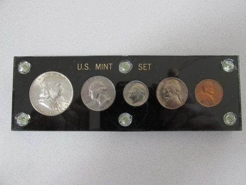 1960-D U.S. Mint Silver Uncirculated Set....Franklin FBL..Capitol Holder Cover