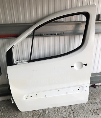 Puerta delantera Peugeot Partner NS lado izquierdo pasajero en blanco 2014 SWB P8 Foto 1 de 4