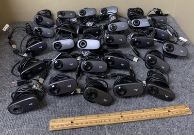 Lot of 28 Logitech V-U0015 USB Webcams 860-000443 - Image 1 of 4