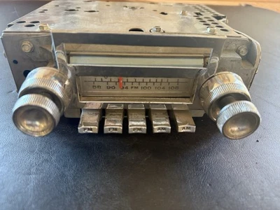 Ford Thunderbird T-Bird 1964 1965 1966 radio AM/FM Fomoco 64 65 66  Foto 1 de 4