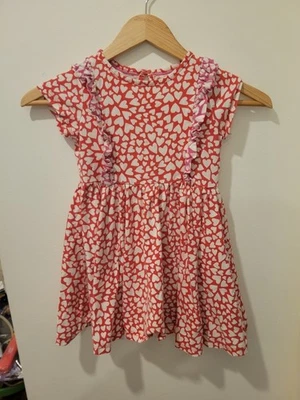 Mini abito Boden cuore usato in ottime condizioni taglia 4-5 anni - Immagine 1 di 3