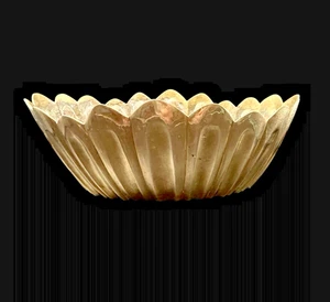 Vintage Solid Brass Oval Crown Planter Basket Container 80s India Scalloped Edge - Picture 1 of 12