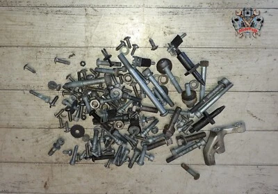 VISSERIE BMW F 800 ST ABS de 2006 à 2012 - réf : 100 - Photo 1/4