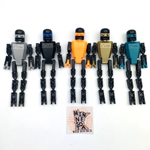 5 Action Figure Knex - Oro Verde Arancione Robot Persone Uomo Ricambi K'nex - Foto 1 di 4