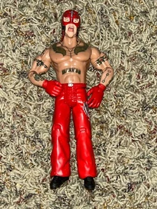 WWE WRESTLING REY MYSTERIO FIGUR 2005 JAKKS rot - Bild 1 von 2
