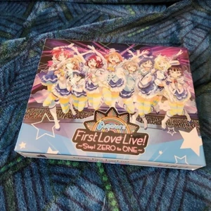 Aqours First Love Live! Blu-Ray Memorial Box Set Step Zero to One D1 D2 - Imagen 1 de 3