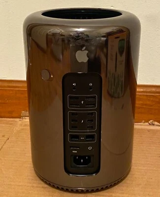 Apple Mac Pro 2013 A1481 6-Core 3.5 GHz Xeon 32GB 2xD300 No SSD Desktop Computer - Image 1 of 4