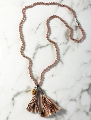 Chan Luu - Collar Borla Dije Calavera y Cuentas Cuarzo Rosa, Nuevo en Embalaje Foto 1 de 4