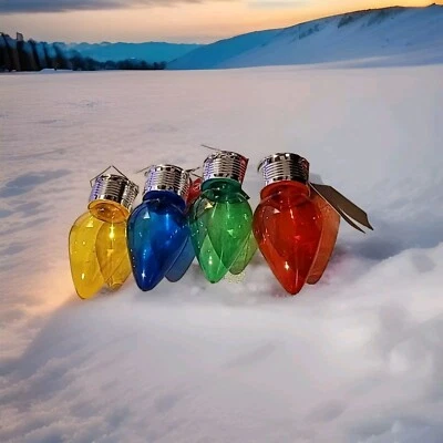 SET OF 4: LARGE CHRISTMAS SOLAR HANGING LIGHT BULBS - Image 1 of 4