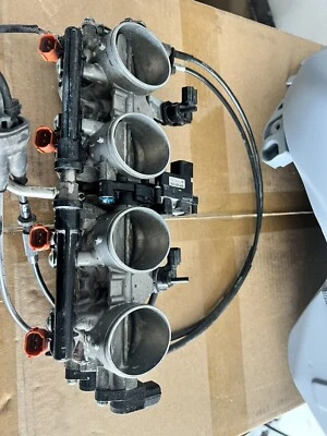 2013-18 KAWASAKI NINJA Zx6r 636 THROTTLE BODIES  - Image 1 of 3