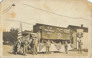 Postkarte RPPC U S Eisenbahnwagen 550 Regierungsbesitz Flaggen Evansville Indiana - Bild 1 von 3