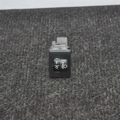 TOYOTA YARIS_P13_ 2015 Altre centraline 8415202080 - Immagine 1 di 4