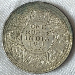 One of the BEST in eBay PIG VARIETY British India George V Silver Rupee 1911 SR1 - Picture 1 of 2