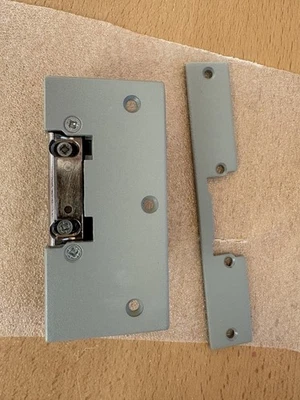 Lock Release Electric Strike for Door Entry Access Control Systems 12V AC or DC  - Image 1 of 3