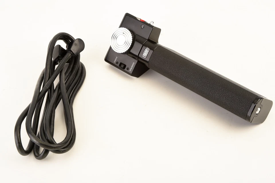 Empuñadura de mango Zeiss Ikon para Contarex S Electronic con cable V26 Foto 1 de 4