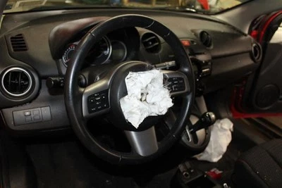 Columna de dirección con faros antiniebla para 11-14 MAZDA 2 413130 Foto 1 de 4