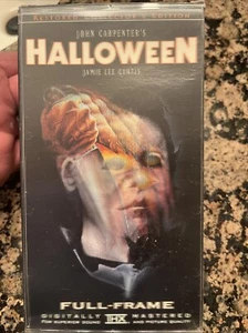 Halloween Movie VHS Restored Collector's Edition Lenticular Cover Full W/ Issue - Bild 1 von 6