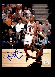 Ron Harper Signed 8x10 Photo Chicago Bulls PSA COA Layup Over Gary Payton Auto - Picture 1 of 2