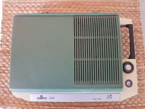 Tocadiscos maletín portátil Cosmo 510, incluye dos discos - Imagen 1 de 5