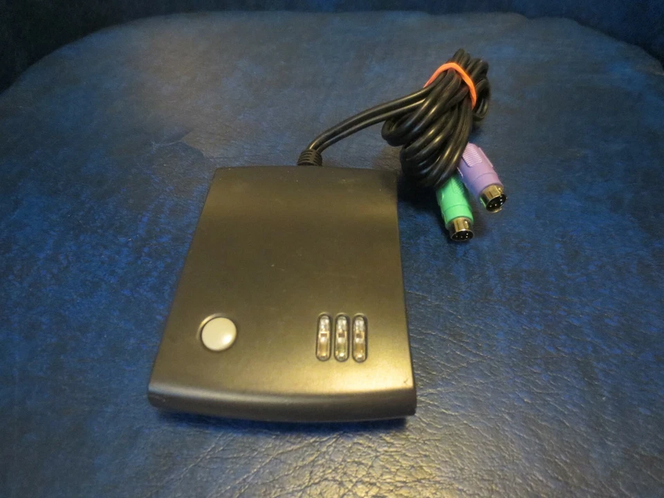 KEYTRONIC Model AR7500 DESKTOP RECEIVER for PS/2 Wireless Optical Mouse        C - Image 1 of 1