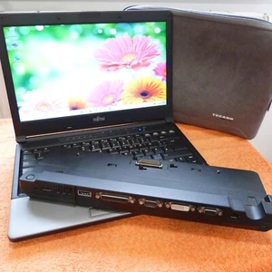 Fujitsu S792 mit DOCK 13 Zoll HD l 8GB RAM NEU l Windows 11 SSD 512GB l CORE i5 - Bild 1 von 11