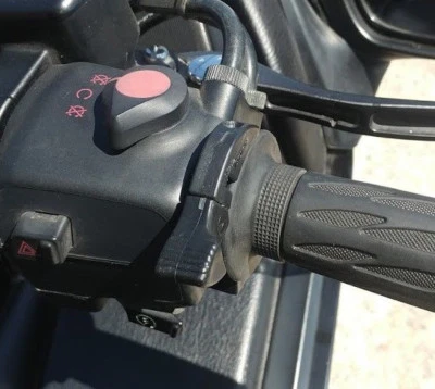 '13-'17 GL 1800 Honda Goldwing F6B GL1800 - Control de crucero manual/bloqueo del acelerador Foto 1 de 3