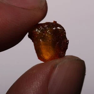 Fossil Bernstein Baumsaft - Gemmy Glows Kreidezeit Hell Creek Formation - schönes Stück - Bild 1 von 8