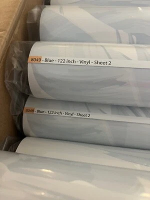 Papel pintado pelar y pegar mural AccentuWall.   Foto 1 de 4