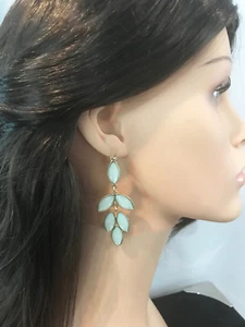 New Gold Gorgeous Dangle Chandelier Light Green Pierced Earrings - Picture 1 of 1