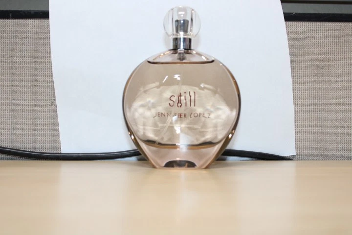 Туалетная вода-спрей Still от Jennifer Lopez 3,4 унции БЕЗ КОРОБКИ - Изображение 1 из 1