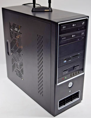 Vintage PC Windows XP/7 Dual Boot Retro Gaming Wifi/Gamepad/BRay - Fully Loaded - Image 1 of 4